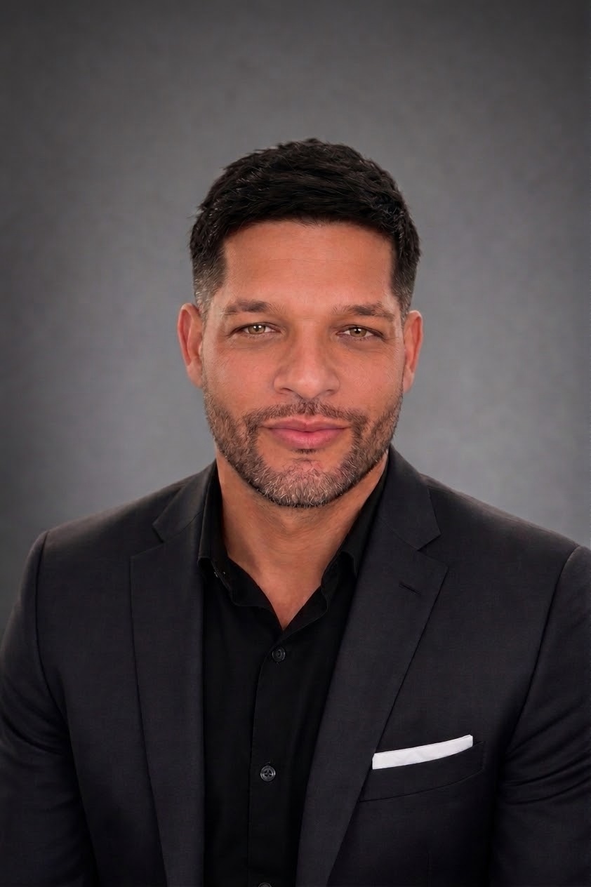 Portrait of Yasmany Valdes, licensed health & life insurance advisor